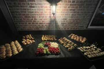 *Buffet de notre traiteur pour les séminaires au Kezaco Café-Théâtre à Mâcon